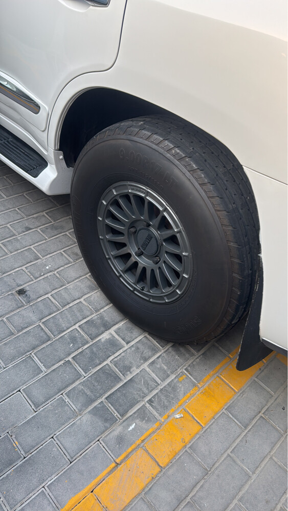 Lexus LX570 - 6