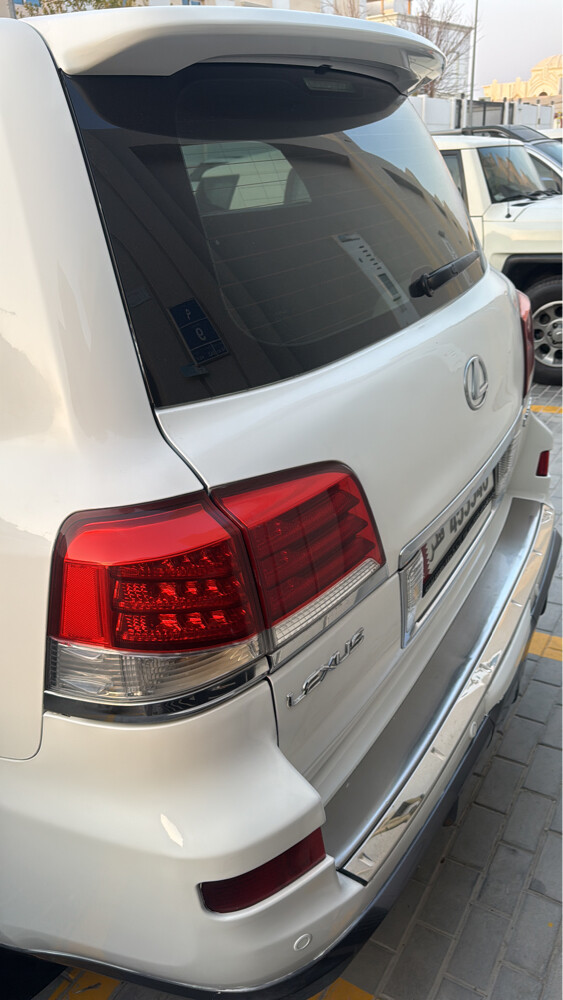 Lexus LX570 - 8
