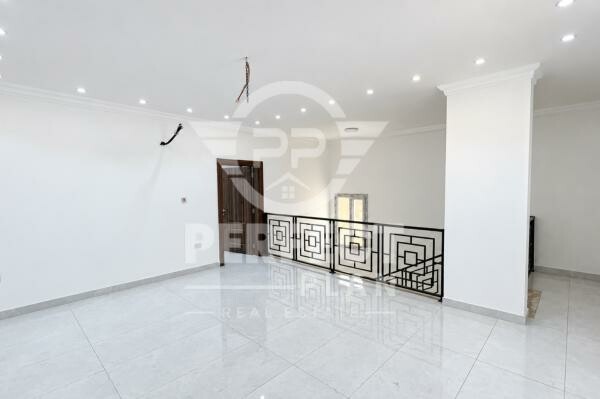 Brand New Villa for Rent - 10