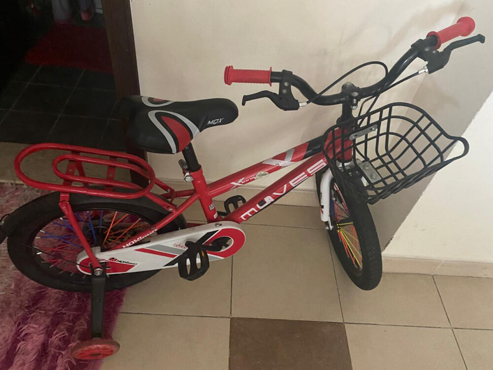many toys for sale all 100 - 2
