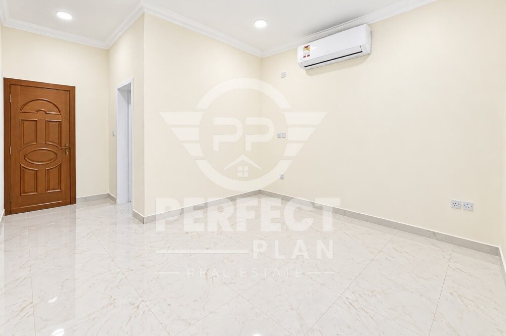 Brind new Villa in AlMarkhiya - 3