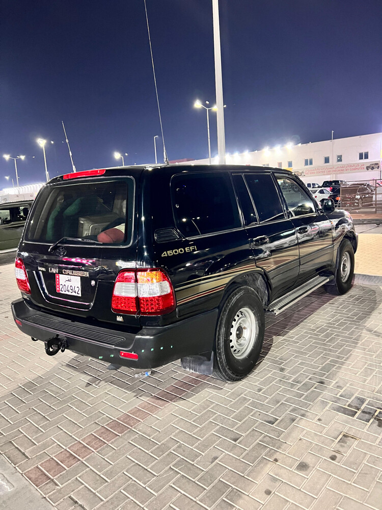 Land Cruiser  - 4