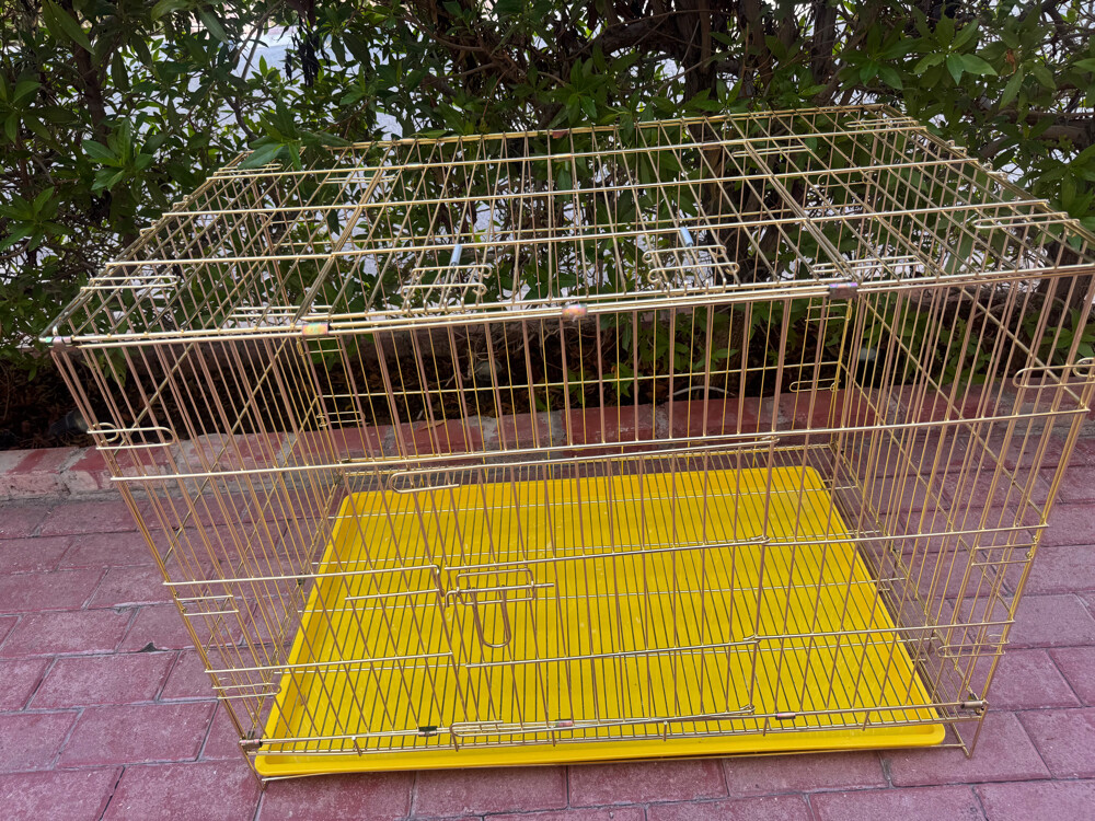 Large Metal Cat House with Accessor - 3