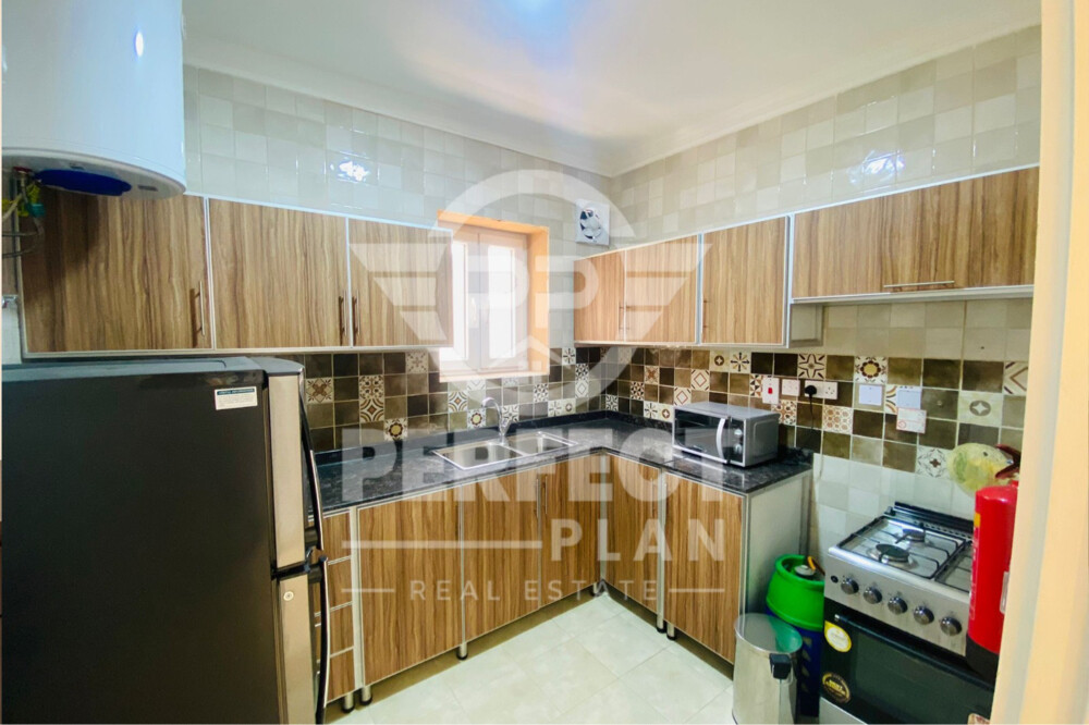 2BR Furnished Apartment - Al Nasr - 7