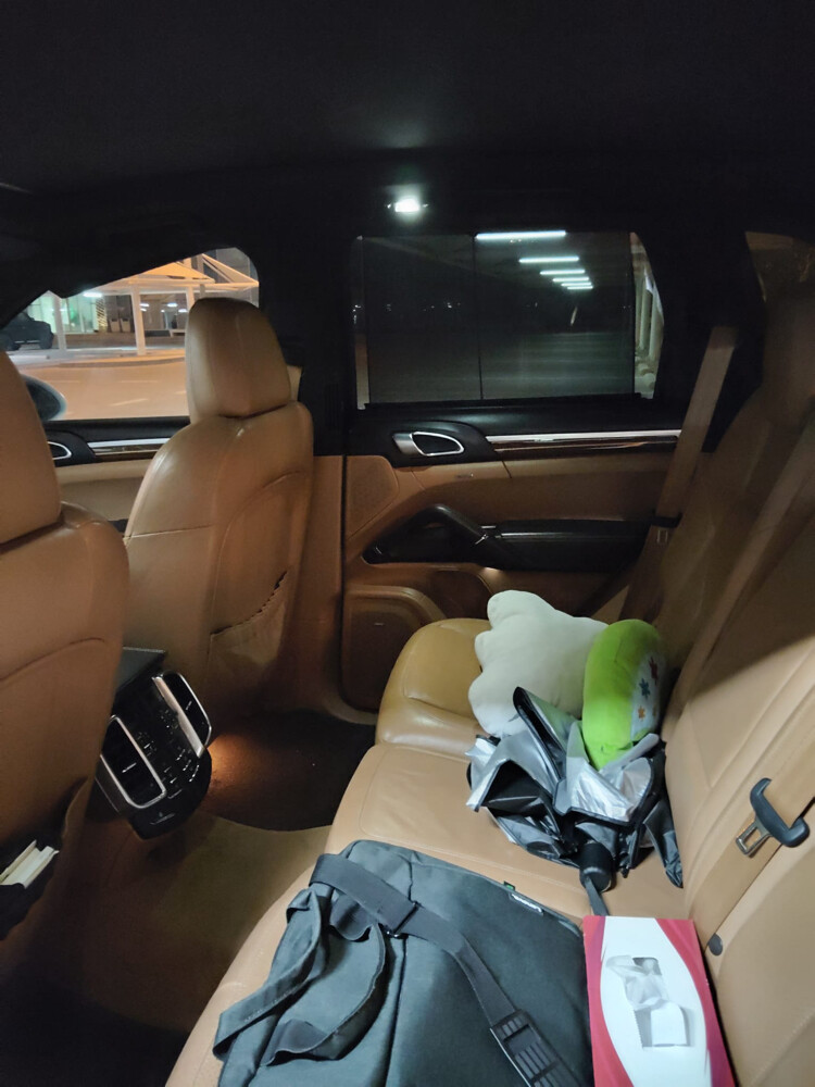 Porsche Cayenne S 32,000 2012  - 19