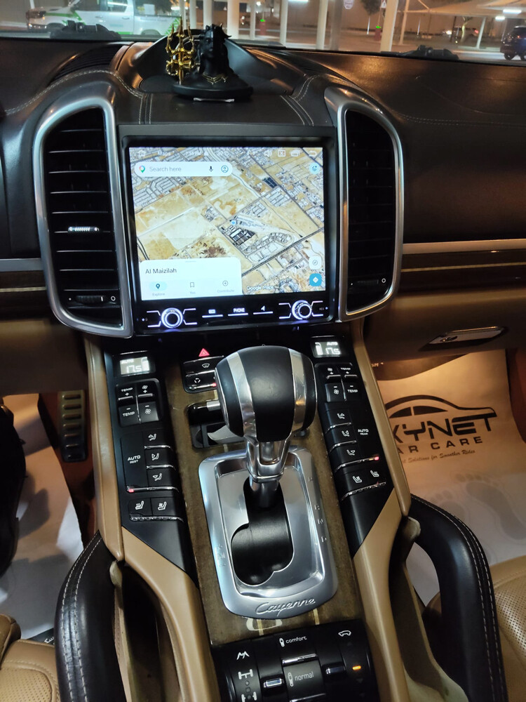 Porsche Cayenne S 32,000 2012  - 9