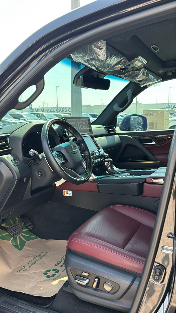 For Sale Lexus 600. 2025 - 10