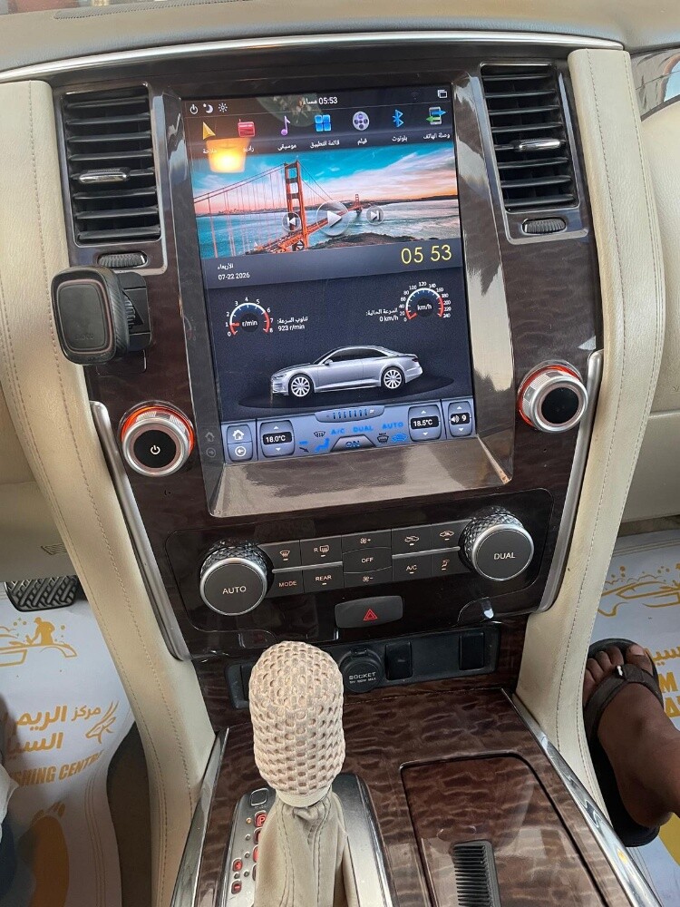 Nissan    patrol    platinum  2015 - 6
