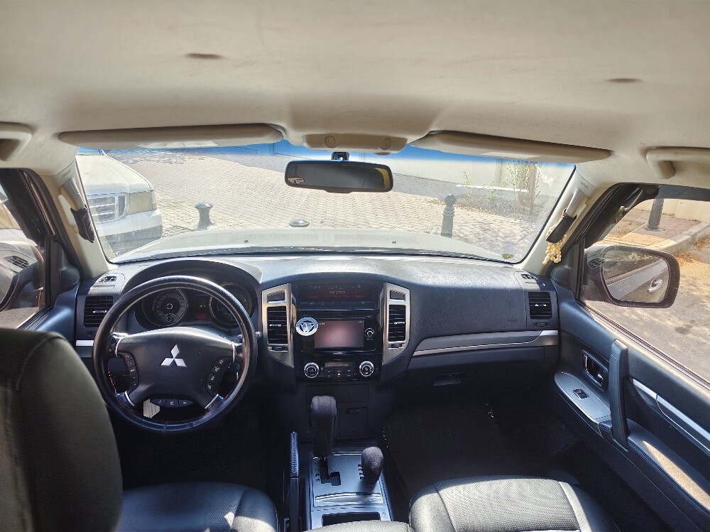 Mitsubishi    Pajero    2018   sale - 11