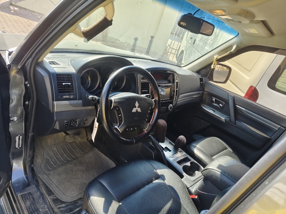 Mitsubishi    Pajero    2018   sale - 6