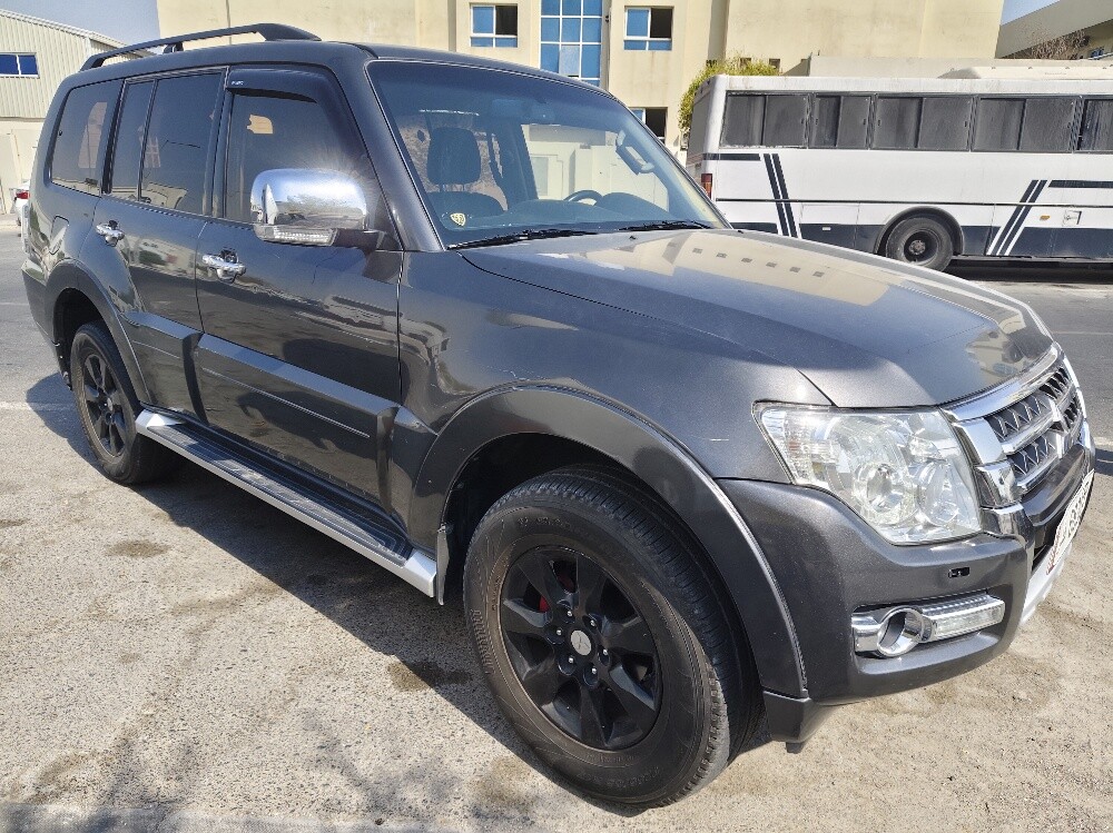 Mitsubishi    Pajero    2018   sale - 8