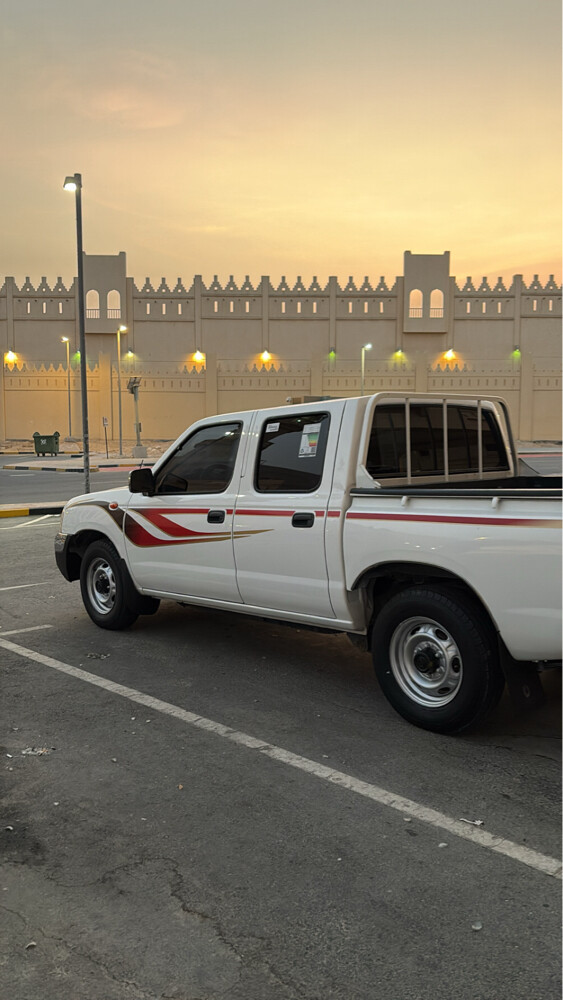 nissan pickup - 6