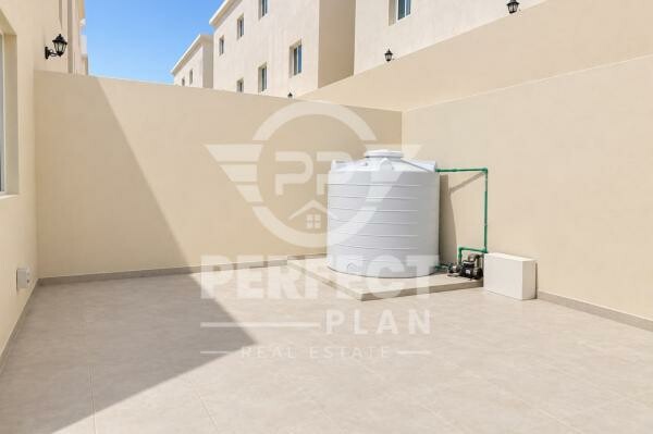 Villa in Al Markhiya Brand-New - 5