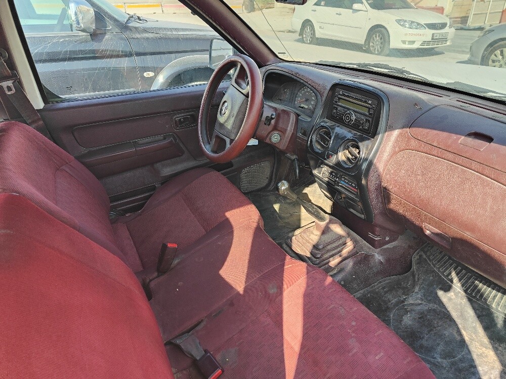 nissan pickup 2014 - 3
