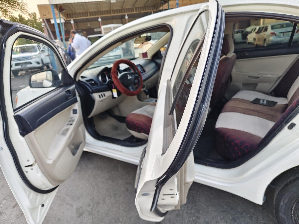 Mitsubishi lancer EX 2014 - 11