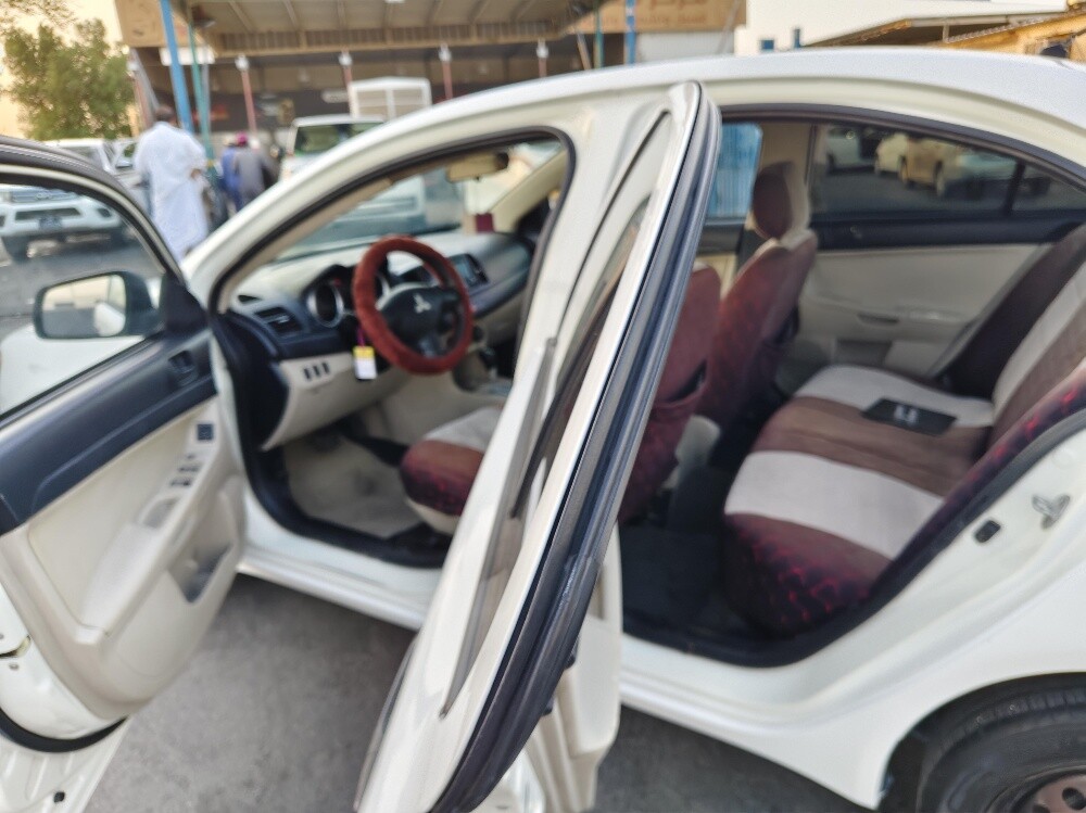 Mitsubishi lancer EX 2014 - 12