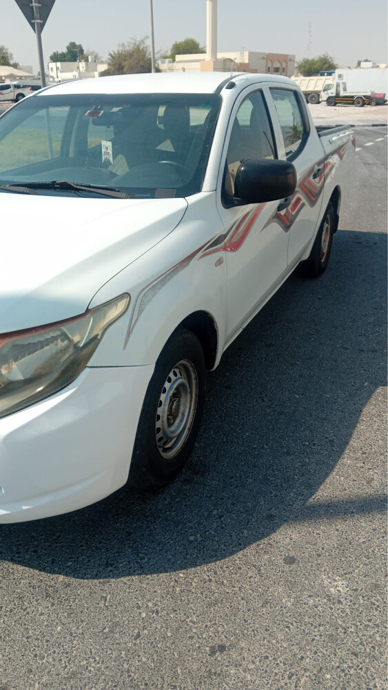 MITSUBISHI L200 - 3