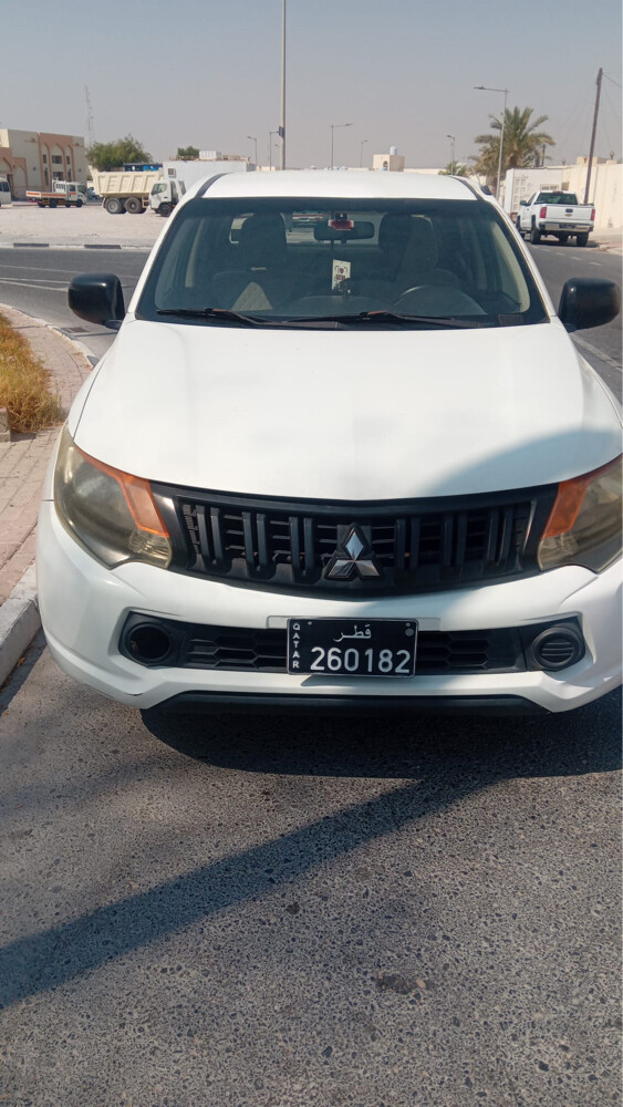 MITSUBISHI L200 - 1