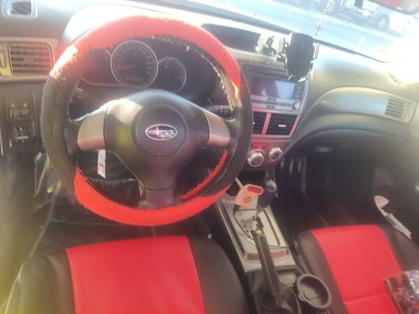 Subaru 2011-Excellent condition - 3