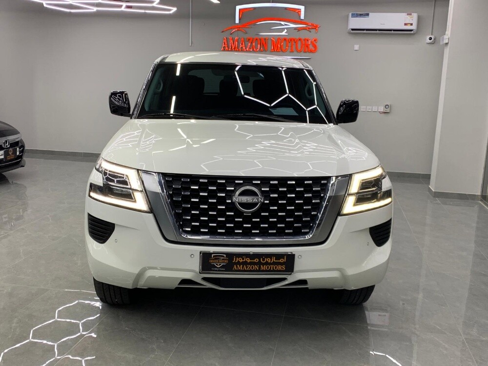 Nissan Patrol Automatic SUV - 2
