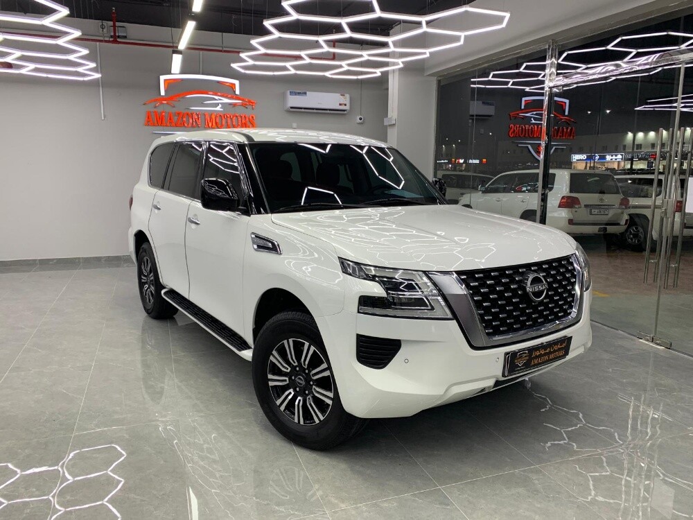 Nissan Patrol Automatic SUV - 4