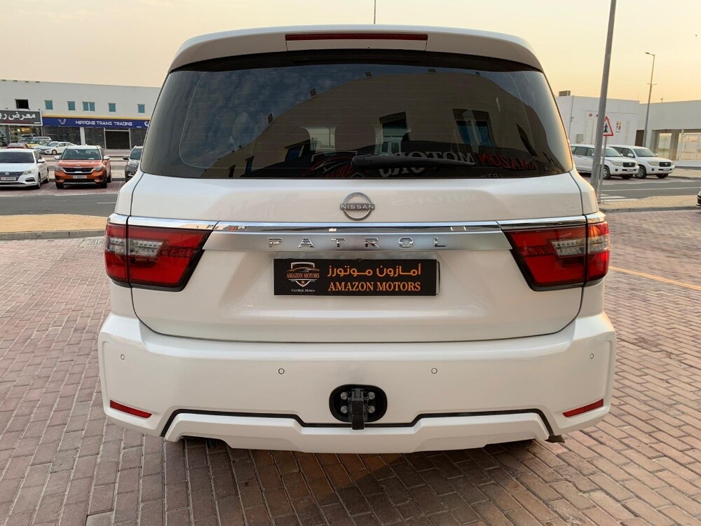 Nissan Patrol in perfect condition - 7
