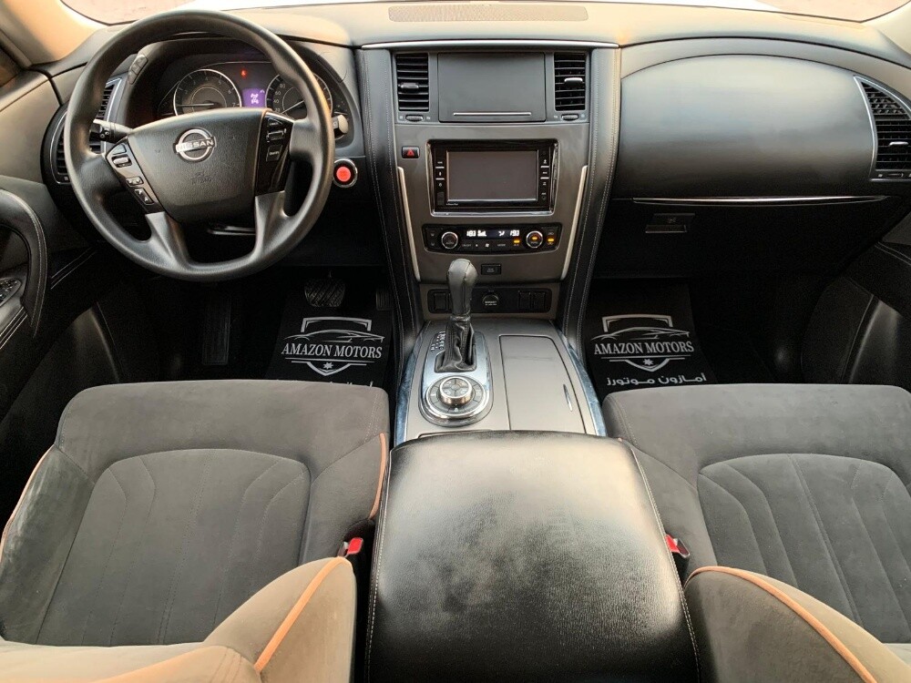 Nissan Patrol in perfect condition - 6