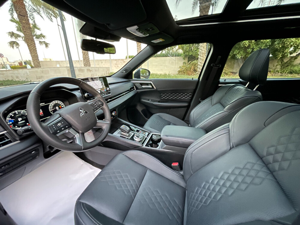 Mitsubishi Outlander 2025 Black edi - 12