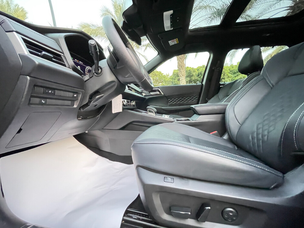 Mitsubishi Outlander 2025 Black edi - 14