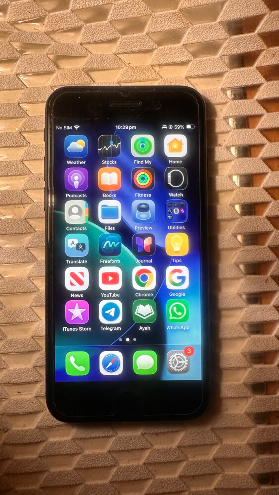 Iphone se (2020) - 1