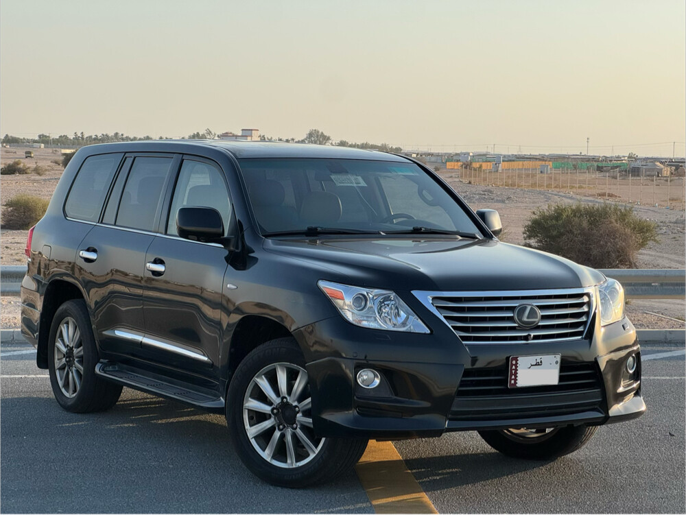 luxus  LX 570 - 4