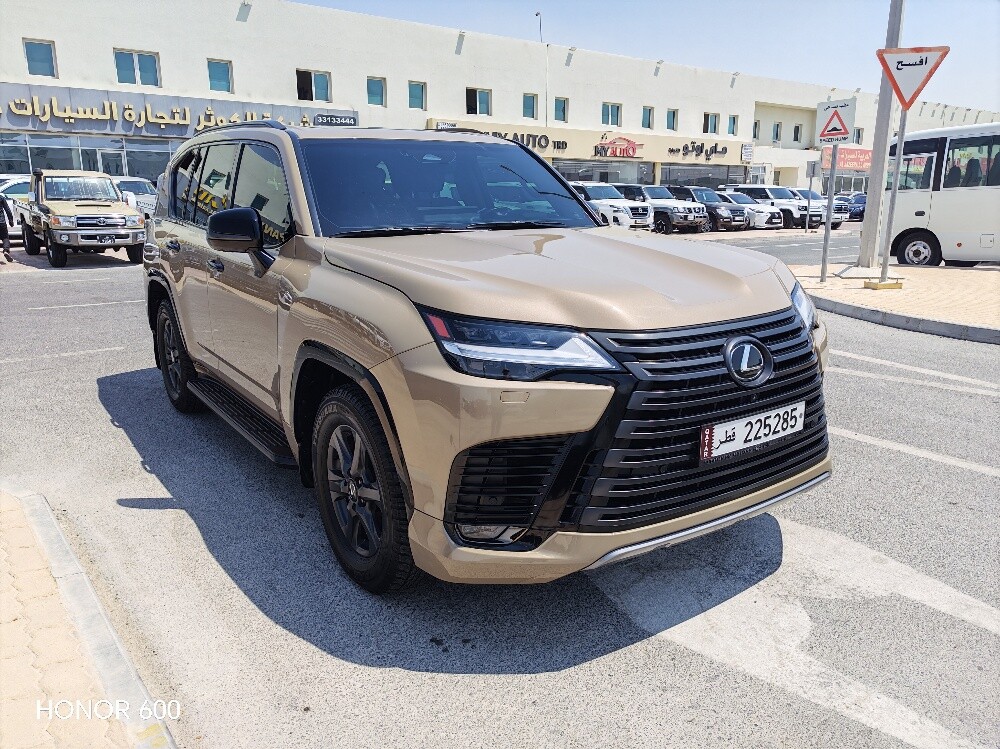 Lexus LX600 - 2
