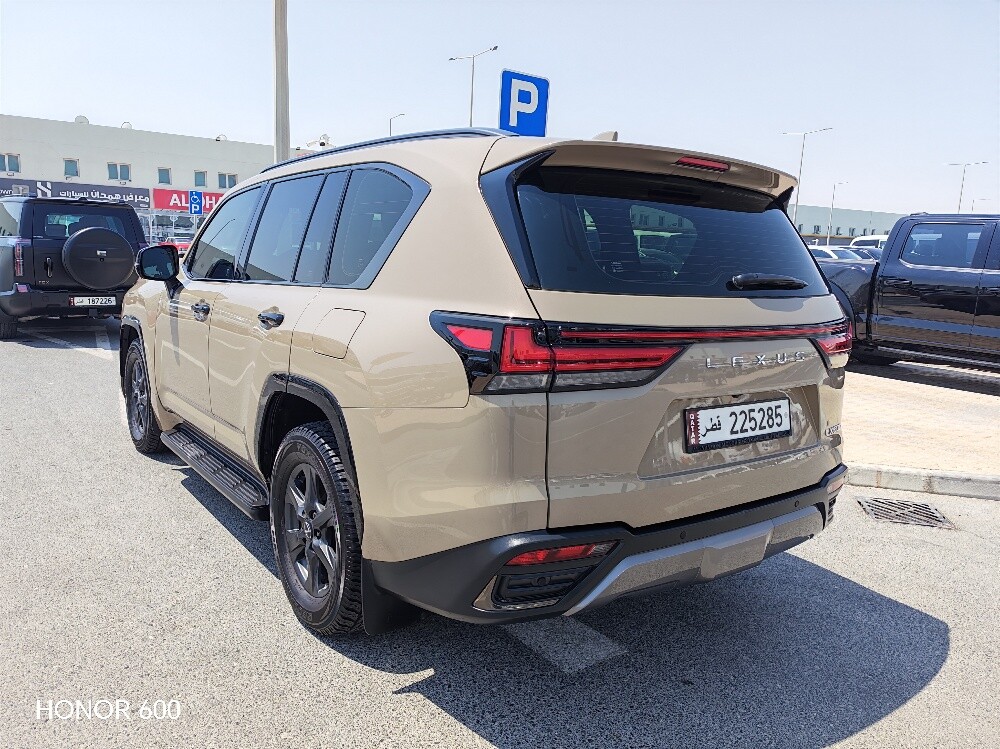 Lexus LX600 - 4