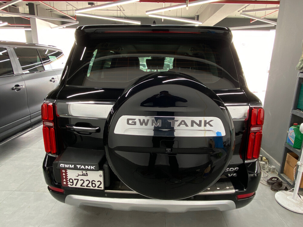 Tank 2025 500 black - 4