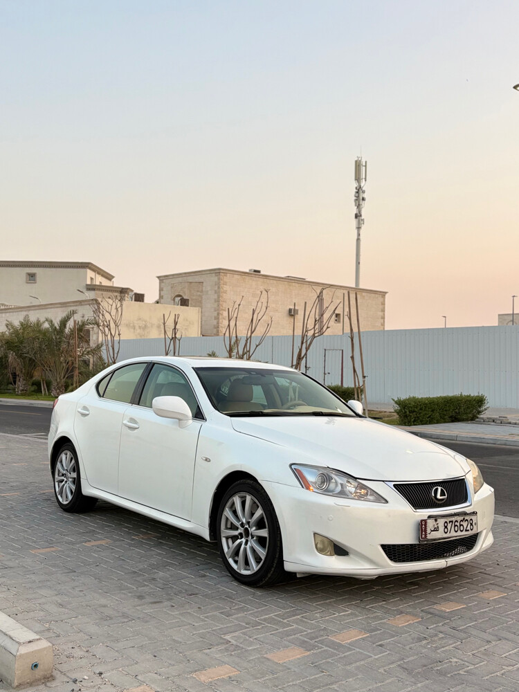 Lexus is 300 - 4