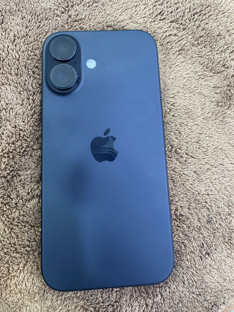 I phone 16 - 1