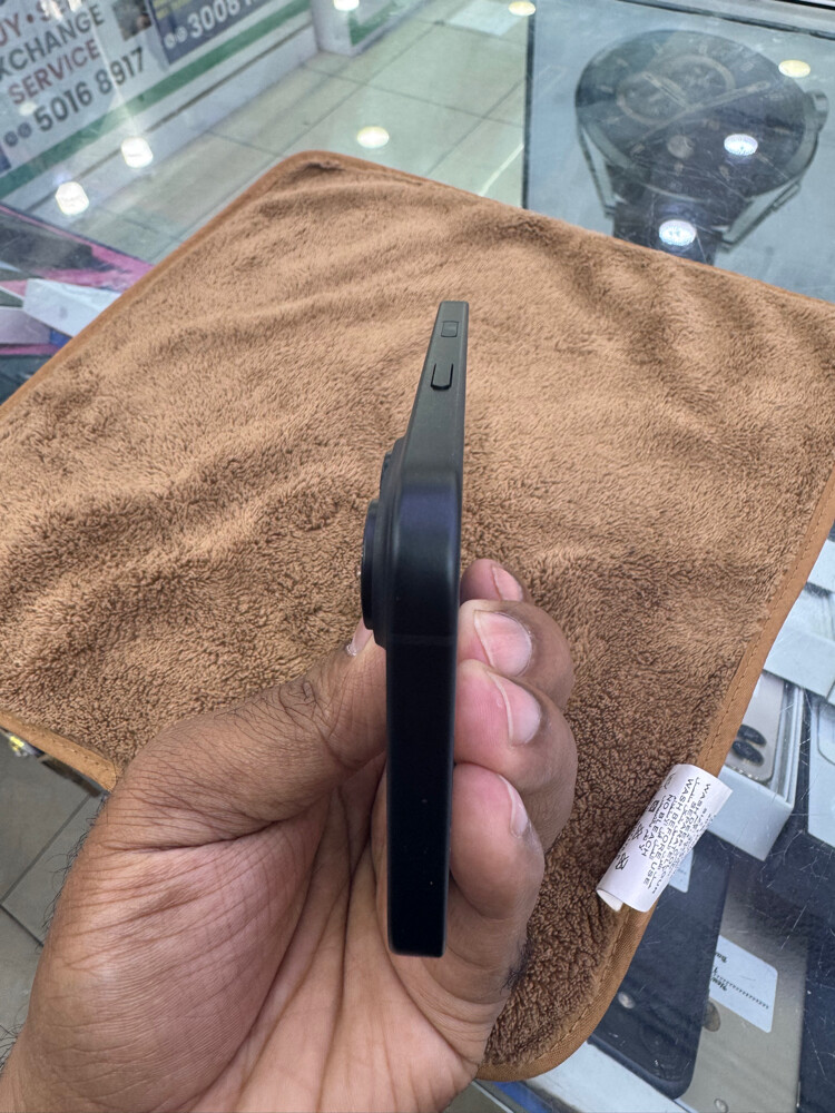 I phone 16 - 2