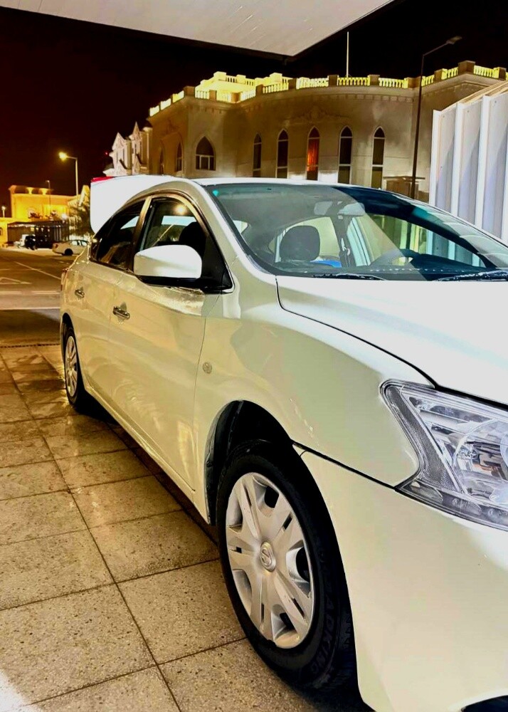 NISSAN SENTRA 2014 - URGENT SALE - 3