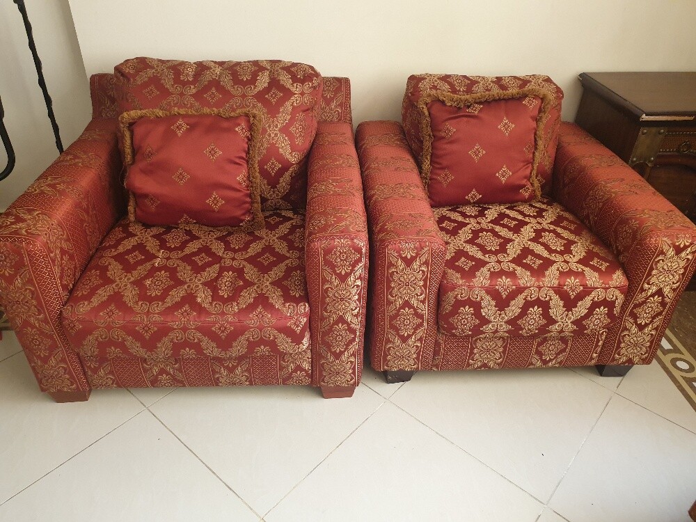 Luxury Comfortable 7 seater sofa - 9