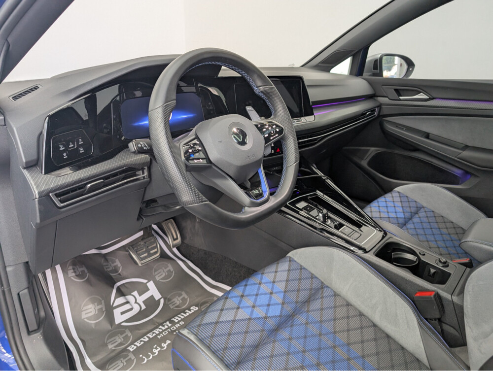 2023 Volkswagen Golf R - 8
