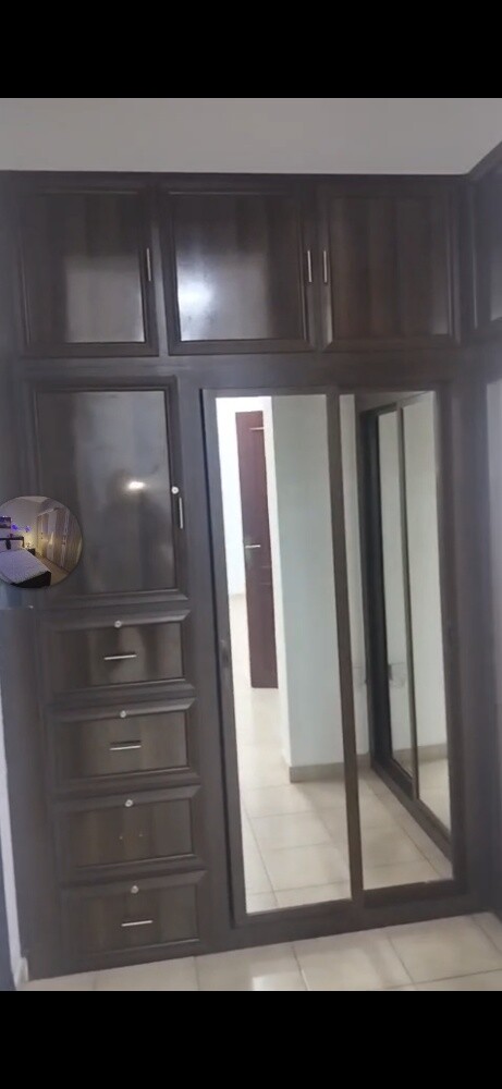 For rent in Al-Thumama: half a vill - 5