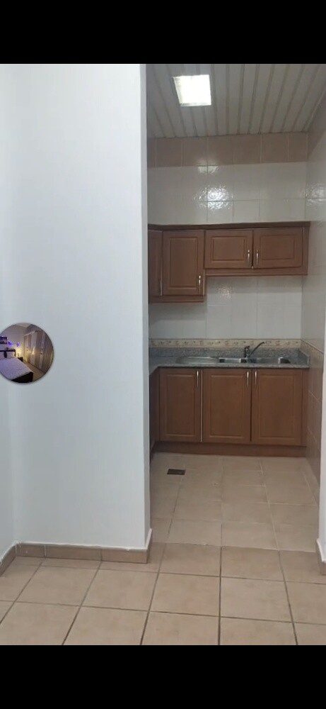 For rent in Al-Thumama: half a vill - 6