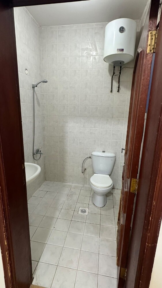 For rent in Al-Thumama: half a vill - 12