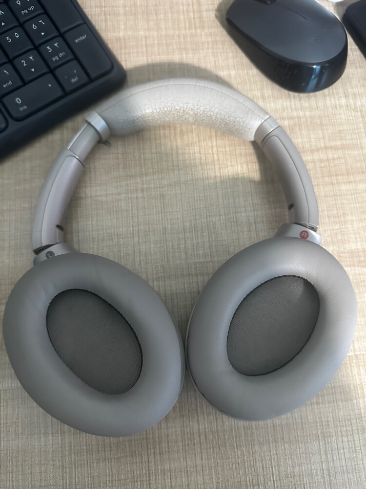 Sony WH-1000XM3 Wireless Headphones - 1