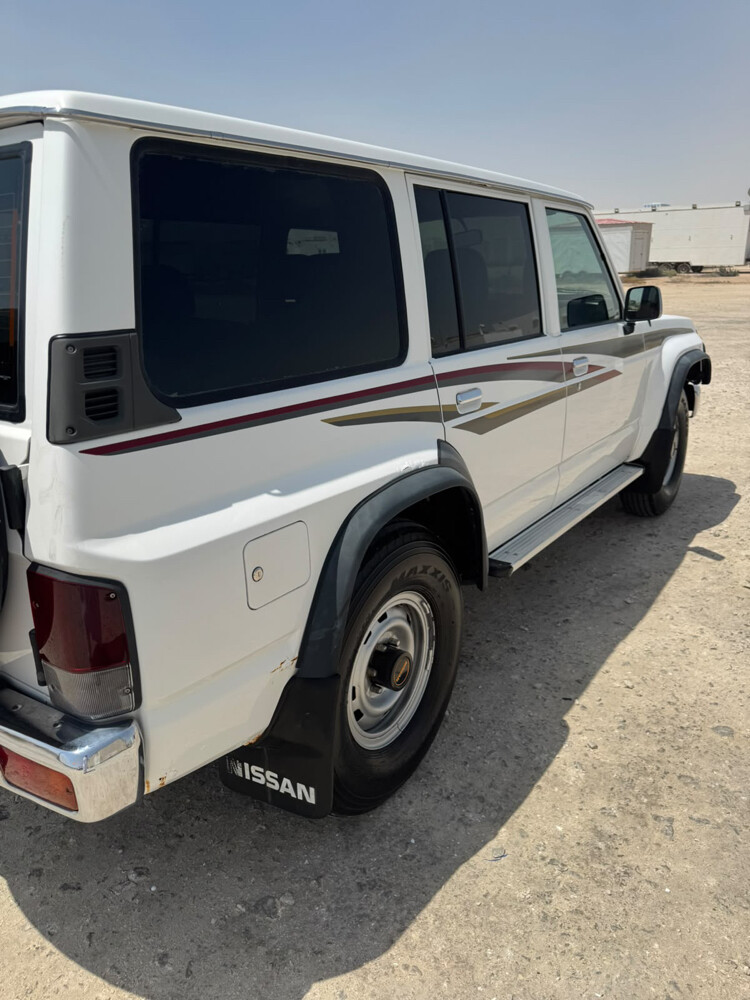 nissan - 5