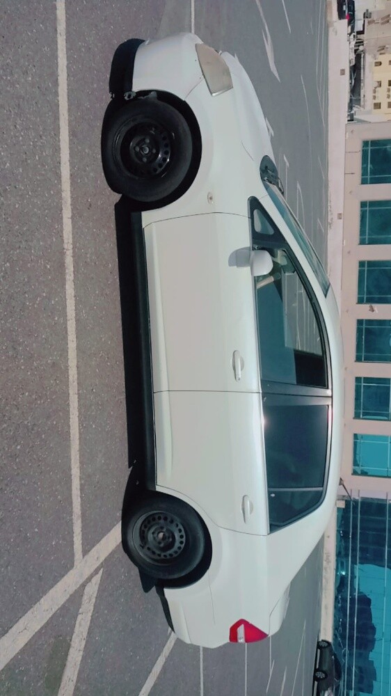 NISSAN TIDDA model 2010 - 6