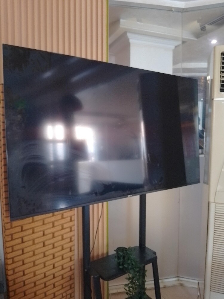 oscar smart tv 70" - 1
