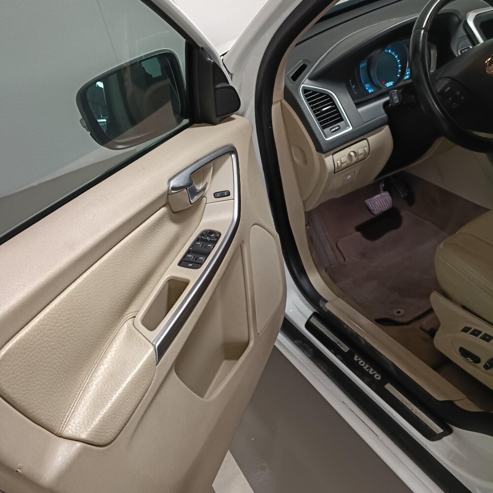 Volvo  2014 - 6