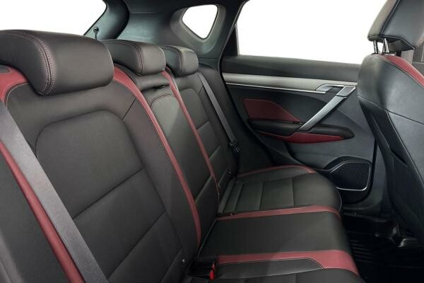 GEELY COOLRAY FULL OPTION 2023 - 9
