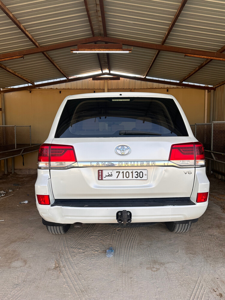 Land Cruiser - 4